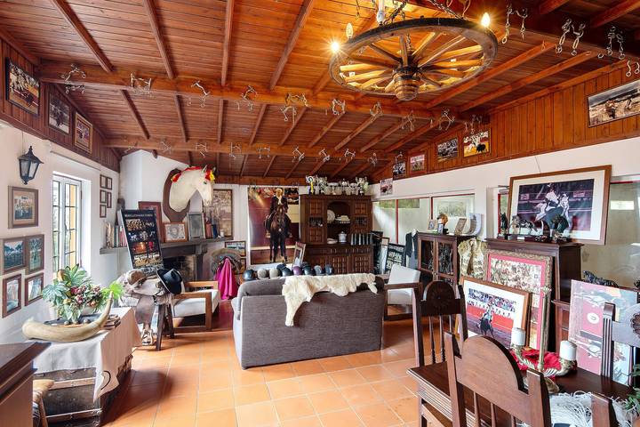 Ganzes Studio, Studio „Quinta do Malhinha“ mit Bergblick, Gemeinschaftsterrasse und Wlan in Posto Santo, Terceira (Azoren)