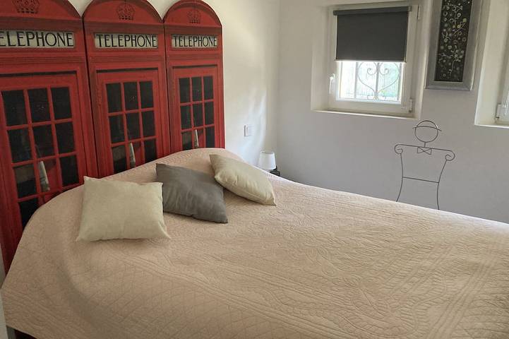 Gîte pour 2 personnes, avec jardin et terrasse à Vers-Pont-du-Gard - 2