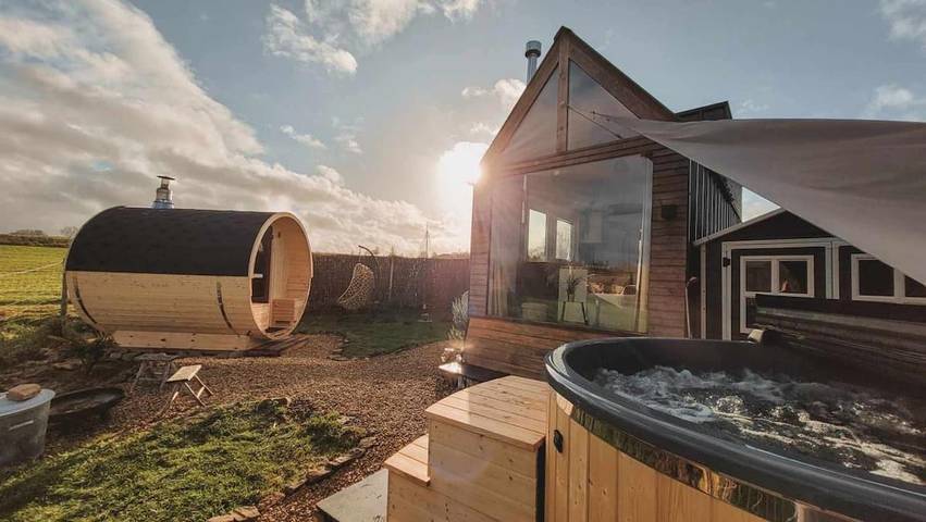 Chalet pour 2 personnes, avec sauna ainsi que vue et terrasse