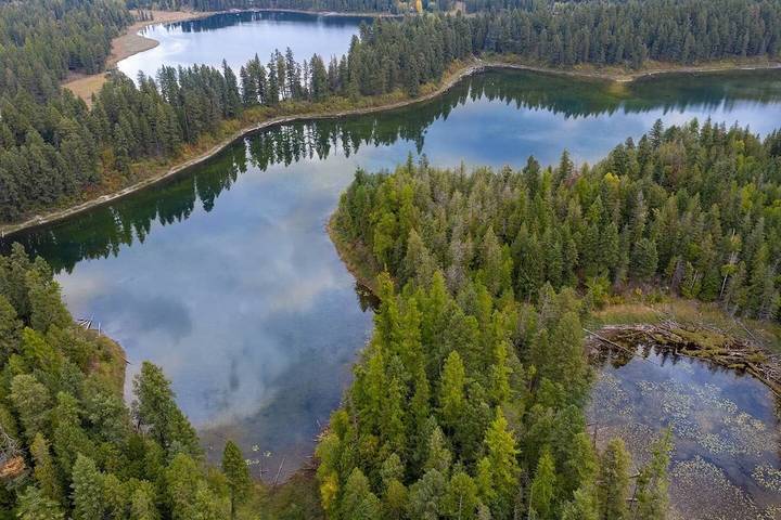 Vacation rental for 8 people, with yard in Flathead Lake