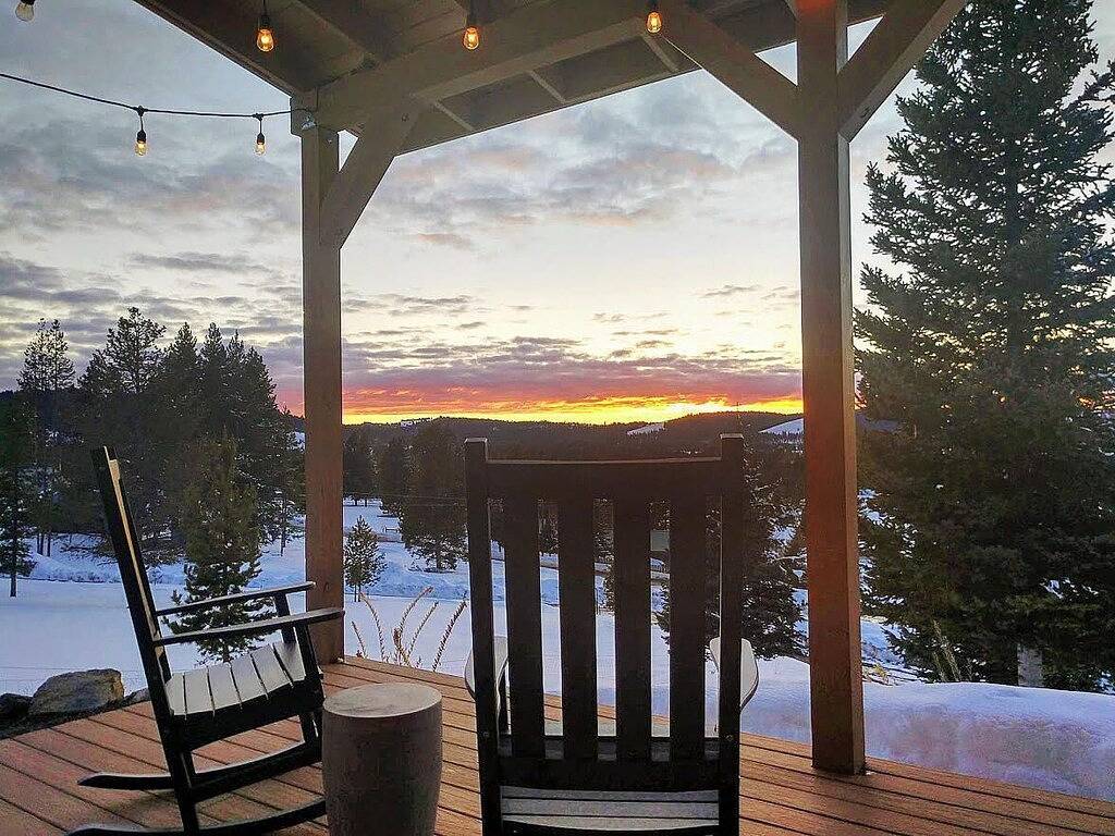 Georgetown Lake Retreat in Granite County