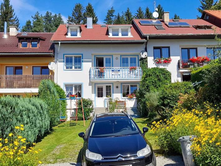 Ferienhaus für 8 Personen, mit Garten in Lipno