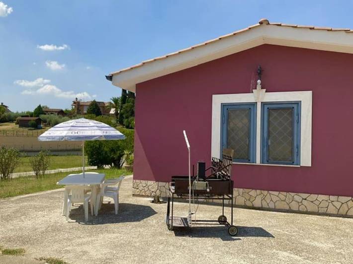 Location de vacances pour 4 personnes, avec Balcon et Terrasse ainsi que Jardin et Vue à Fonte Nuova