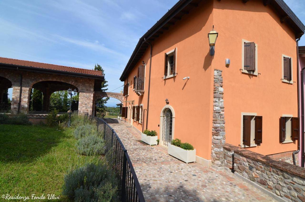 Residenza Fondo Ulivi in Ponti sul Mincio, Lago di Garda