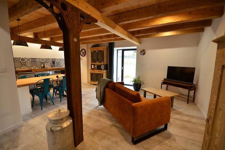Appartement de vacances pour 2 personnes, avec vue ainsi que terrasse et bassin pour enfant