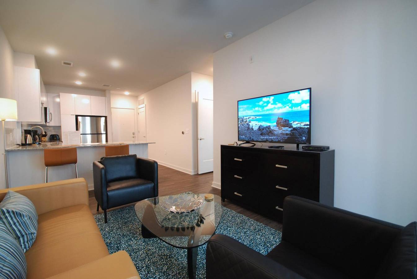 Appartamento intero, (S1Bf) Rare Find - Bright and Modern 1-Br w/ Free Parking in Atlanta, Contea di Fulton