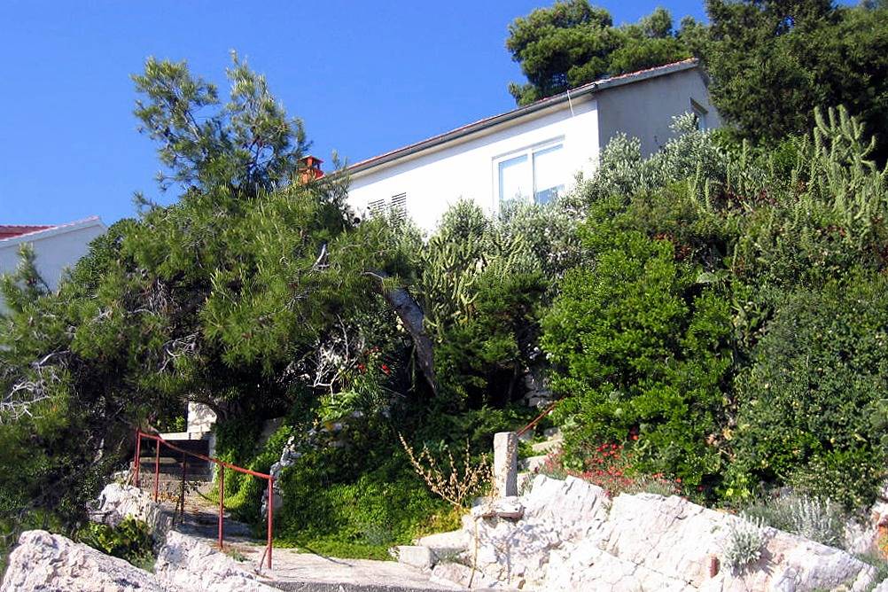 Ganze Wohnung, 2-Zimmer-Ferienwohnung am Strand Zavalatica (Korcula) A-189-b in Korcula