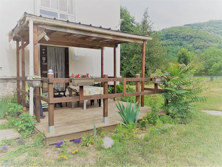 Gîte pour 4 personnes, avec terrasse, animaux acceptés à Montpezat-sous-Bauzon - 2