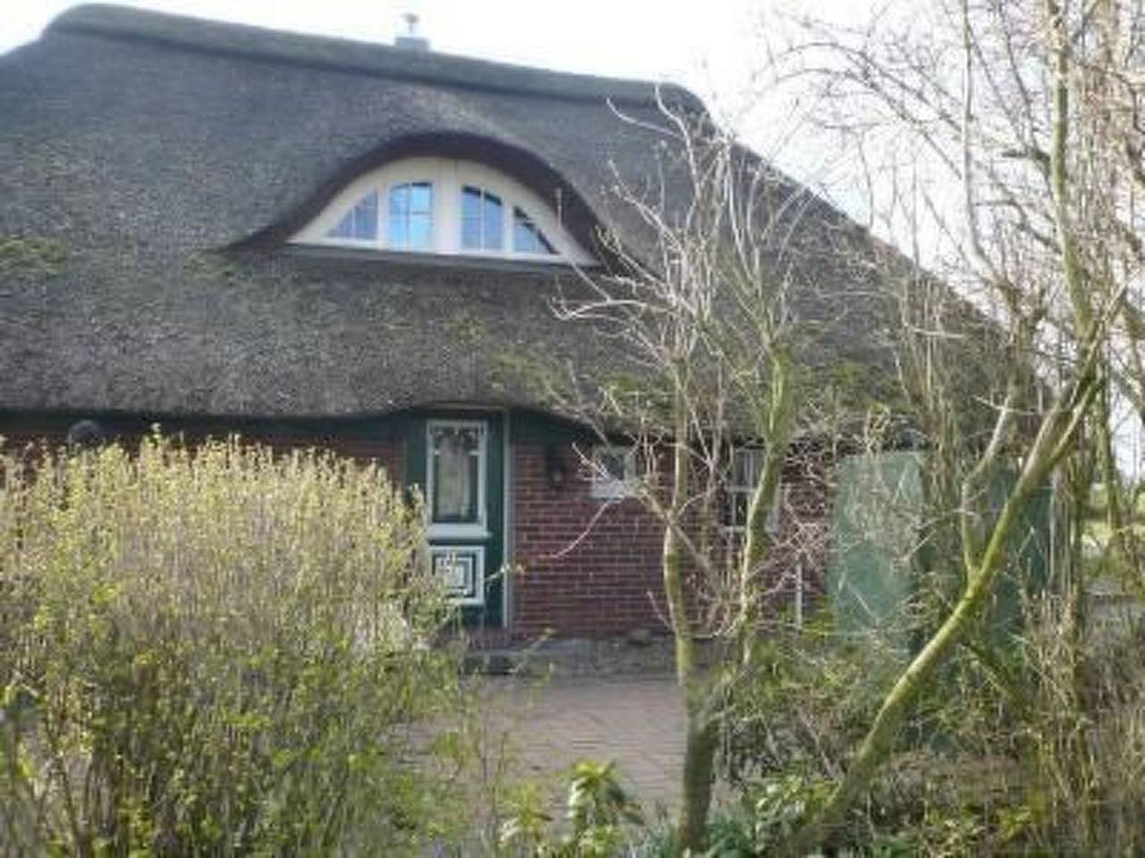 Reetdachkate in Stadland-Seefeld in Stadland, Nordseeküste