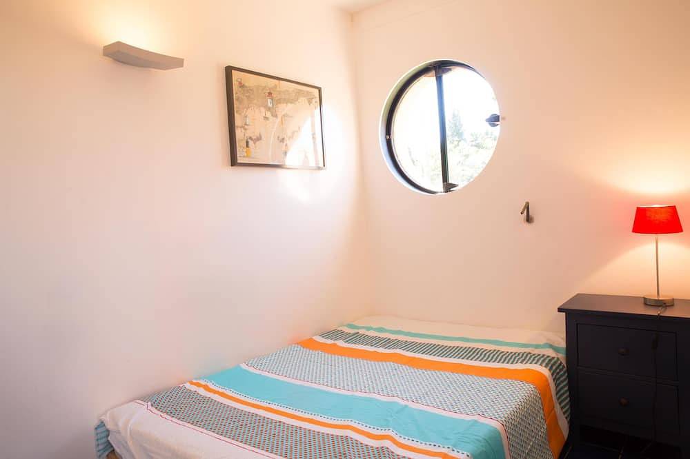 Appartement entier, Très bel appartement sur Porquerolles, grande terrasse avec vue exceptionnelle in Hyeres, Côte méditerranéenne (France)
