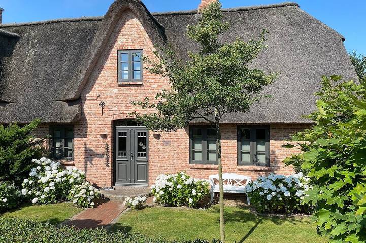 Ferienhaus für 2 Personen, mit Garten und Terrasse sowie Sauna in St. Peter-Ording