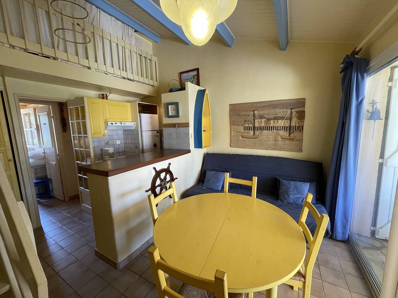 Charmant Pavillon Familial avec Terrasse et Mezzanine - Proche Plage - Saint-Cyprien Plage in Saint-Cyprien, Côte d'Améthyste