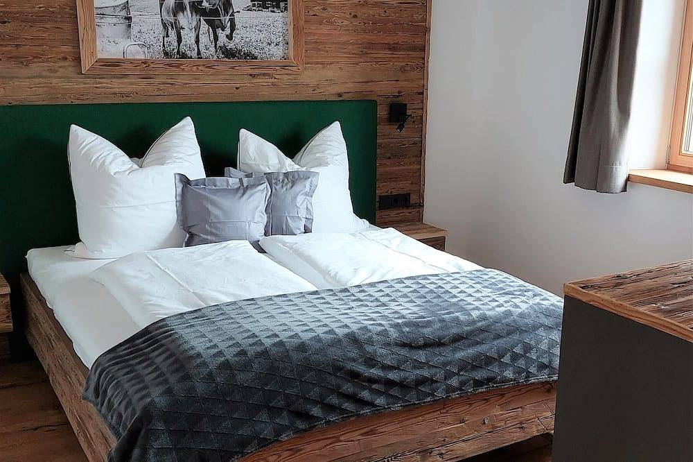 Ganze Wohnung, Cozy holiday chalet with top facilities - Hausen on the ground floor - near Chiemsee in Pittenhart, Chiemsee