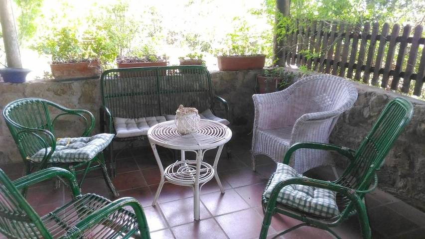 B&b per 3 persone, con Terrazza e Idromassaggio nonché Giardino e Panorama a Satriano di Lucania