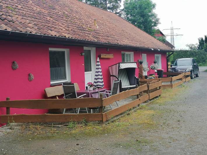 Ferienwohnung für 6 Personen, mit Balkon und Terrasse sowie Ausblick in Bad Münder