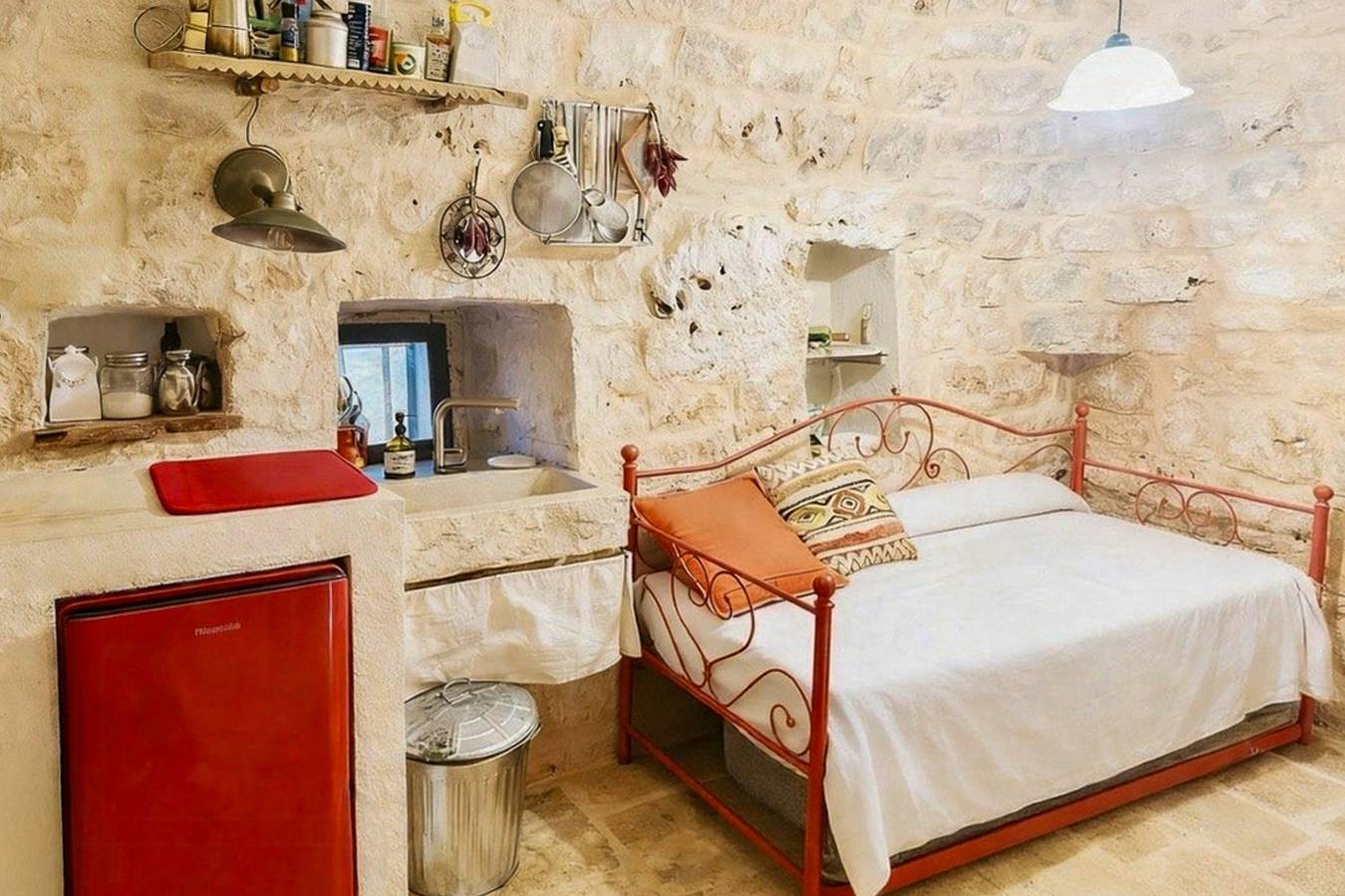 17e-eeuwse trullo met privézwembad, foto 8