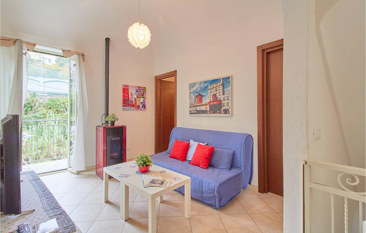 Ganze Ferienwohnung, 67qm Wohnung mit Terrasse & WiFi in Dolcedo, Dolcedo Gemeinde