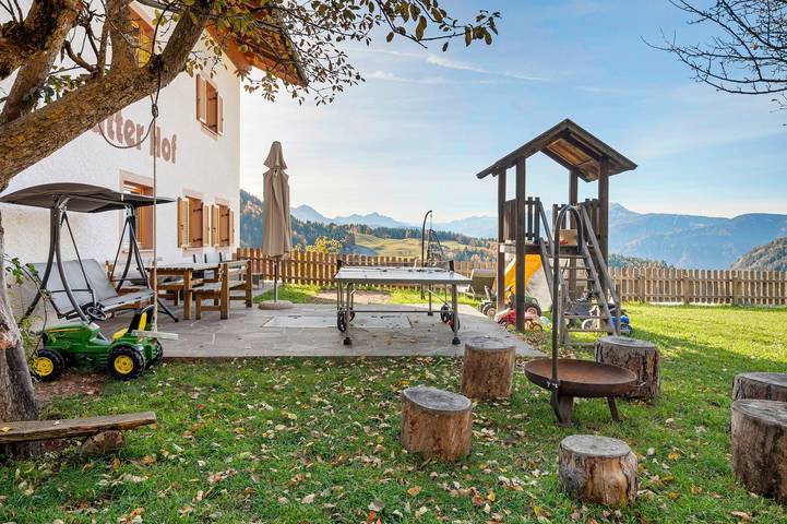 Double Room 'Tratterhof' with Mountain View, Shared Garden and Wi-Fi in Hafling, Sarntal Alps