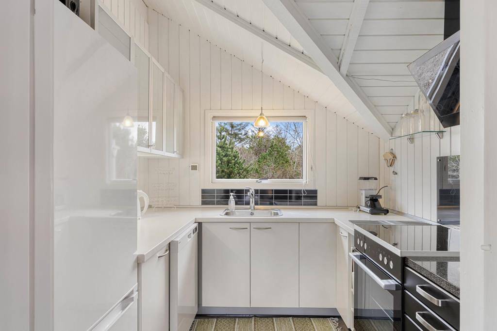 Authentic holiday home with whirlpool, sauna and fireplace in Lodbjerg Hede, Ringkøbing