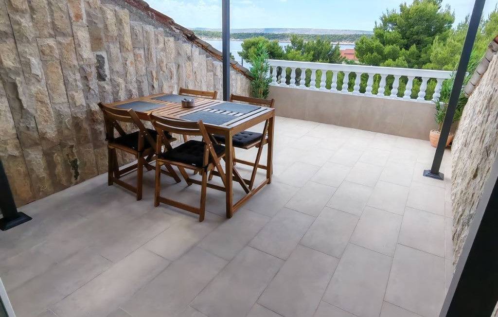 Appartement entier, Apartman s bazenom - Saša by Villas Guide in Barbat na Rabu, Rab