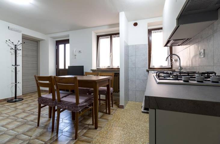 Location de vacances pour 8 personnes, avec vue et jardin dans Pont-Saint-Martin (Aosta) - 4