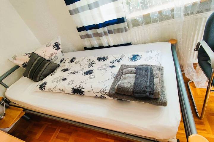 Ferienwohnung für 6 Personen, mit Garten in Laupheim - 3