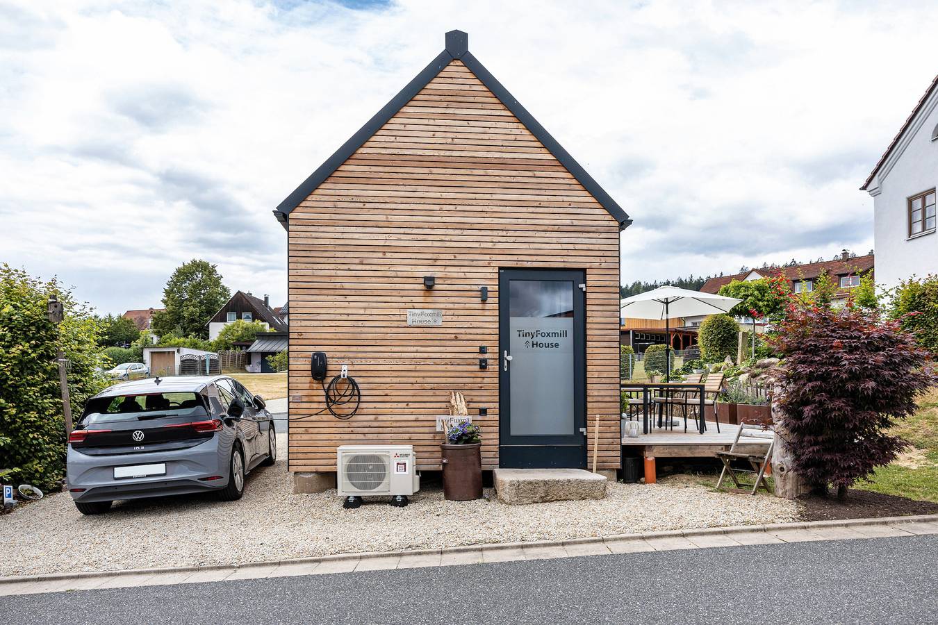 Modernes Tiny House mit Terrasse – Ruhe, Design & Natur genießen in Fuchsmühl, Ostbayern