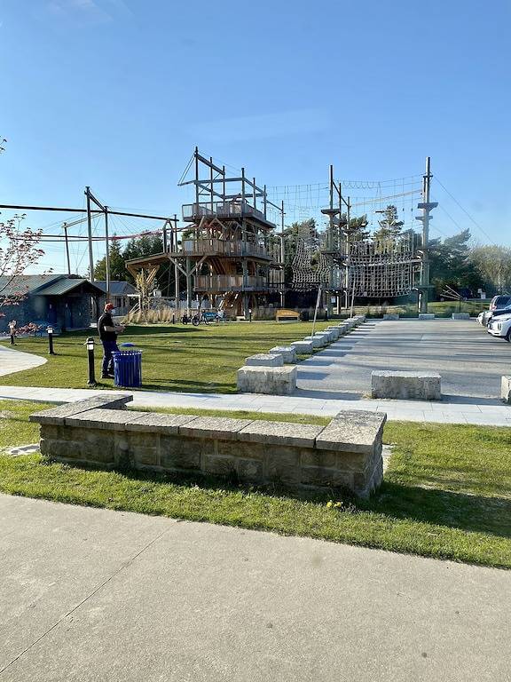 Beach Cottage, walking distance to Sauble. 3 bedroom, 2 bath in Sauble Beach, Huronsee (Kanada)