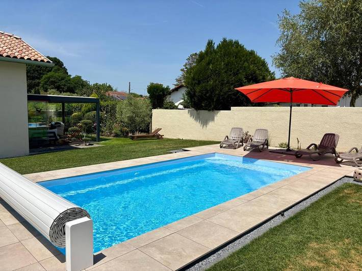 Location de vacances pour 8 personnes, avec terrasse à Saint-Vincent-de-Tyrosse