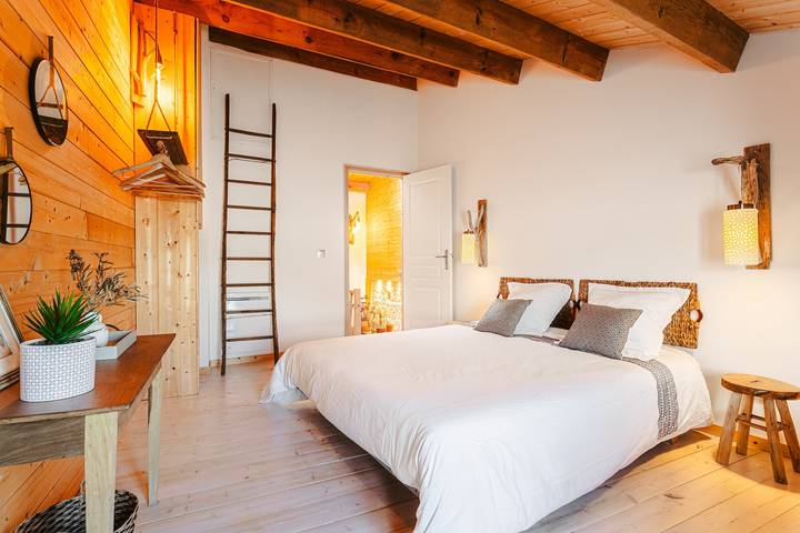 Gîte pour 6 personnes, avec Jacuzzi à Anais
