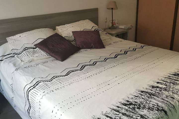 Location de vacances pour 8 personnes, avec jardin à Mas-Blanc-des-Alpilles - 4