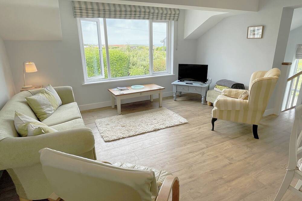 Geräumiges Haus, Meerblick, Crantock Village in Crantock, Cornwall