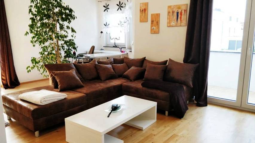 Ferienwohnung für 9 Personen, mit Balkon und Whirlpool, kinderfreundlich in Singen - 2