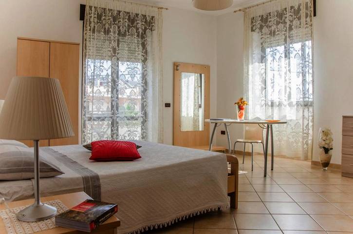 Location de vacances pour 3 personnes, avec vue et balcon à Martano - 3