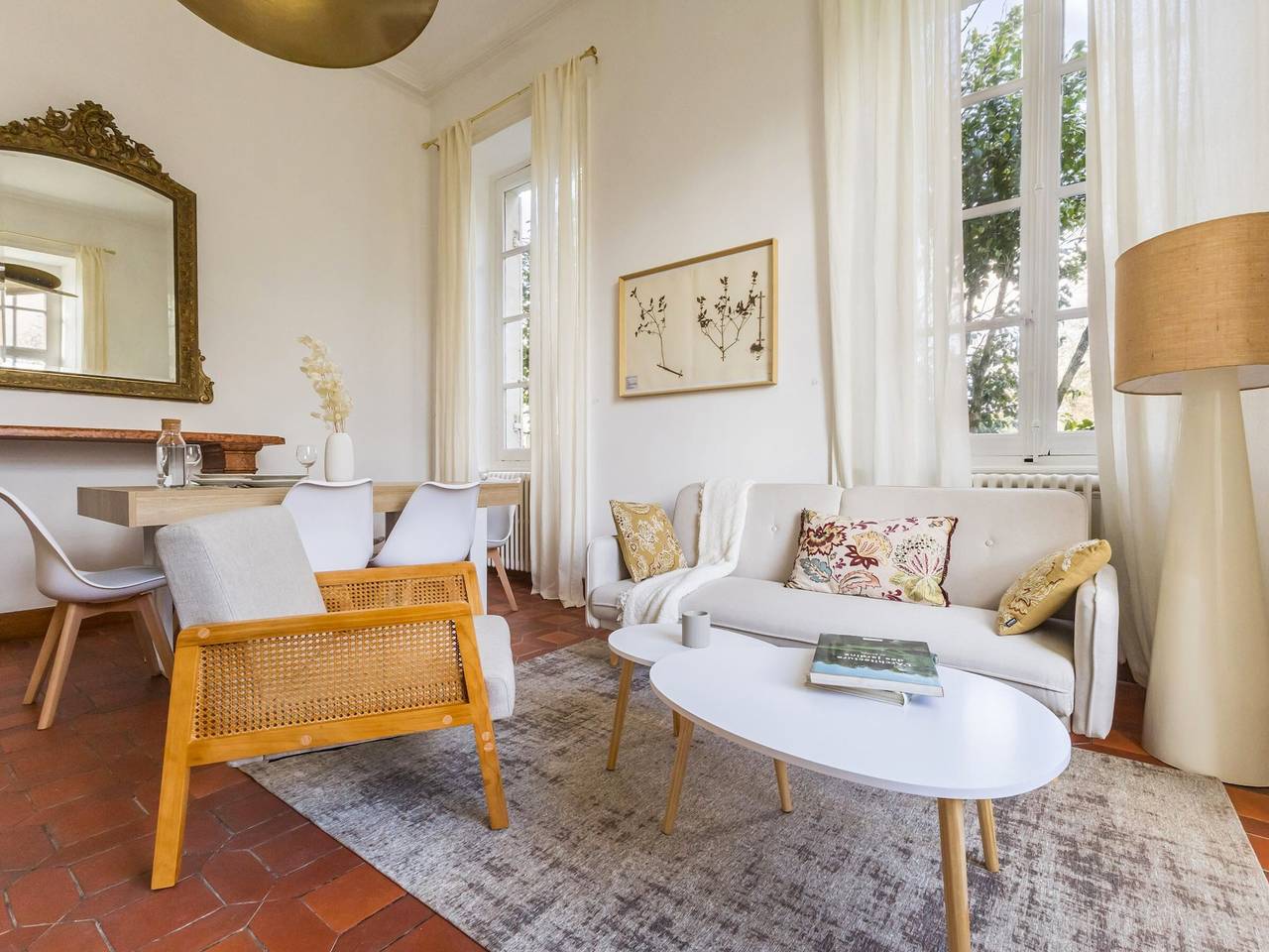 Gîte Charmant au Château - Wifi & Parking Inclus in Saint-Étienne-de-Montluc, Région de Nantes