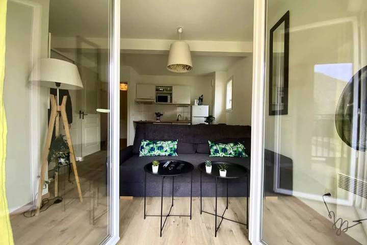 Ferienwohnung für 4 Personen, mit Terrasse und Pool, mit Haustier - 1