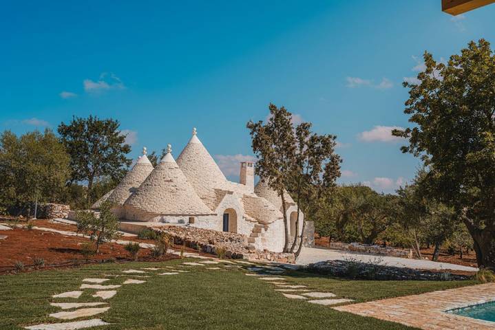 Villa per 4 persone, con piscina e giardino a Castellana Grotte