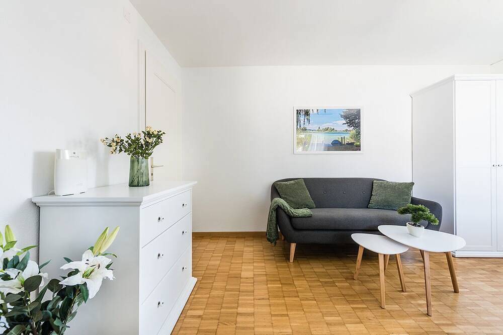 Ganze Wohnung, Modernes 1 Zimmerapartment an top zentraler Lage in Kreuzlingen, Bodensee (Schweiz)