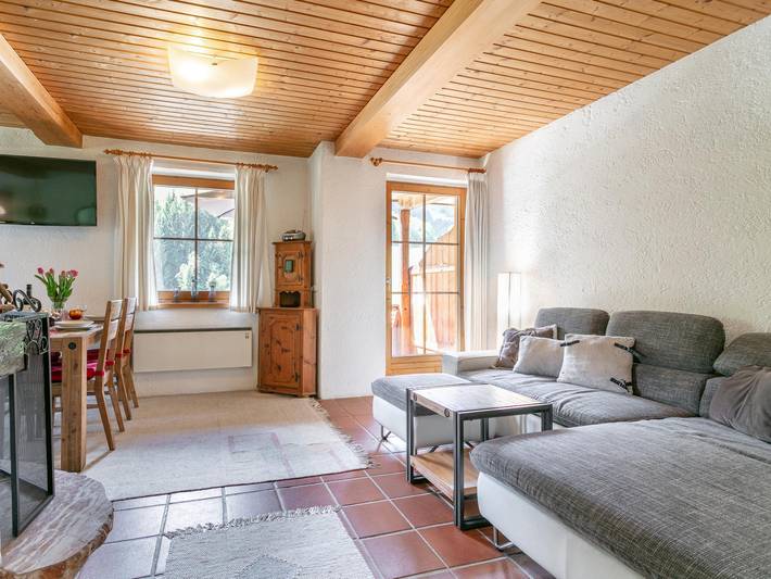 Apartamento inteiro, High-quality holiday apartment near the ski lift in Alpbach, Montes do Kaiser