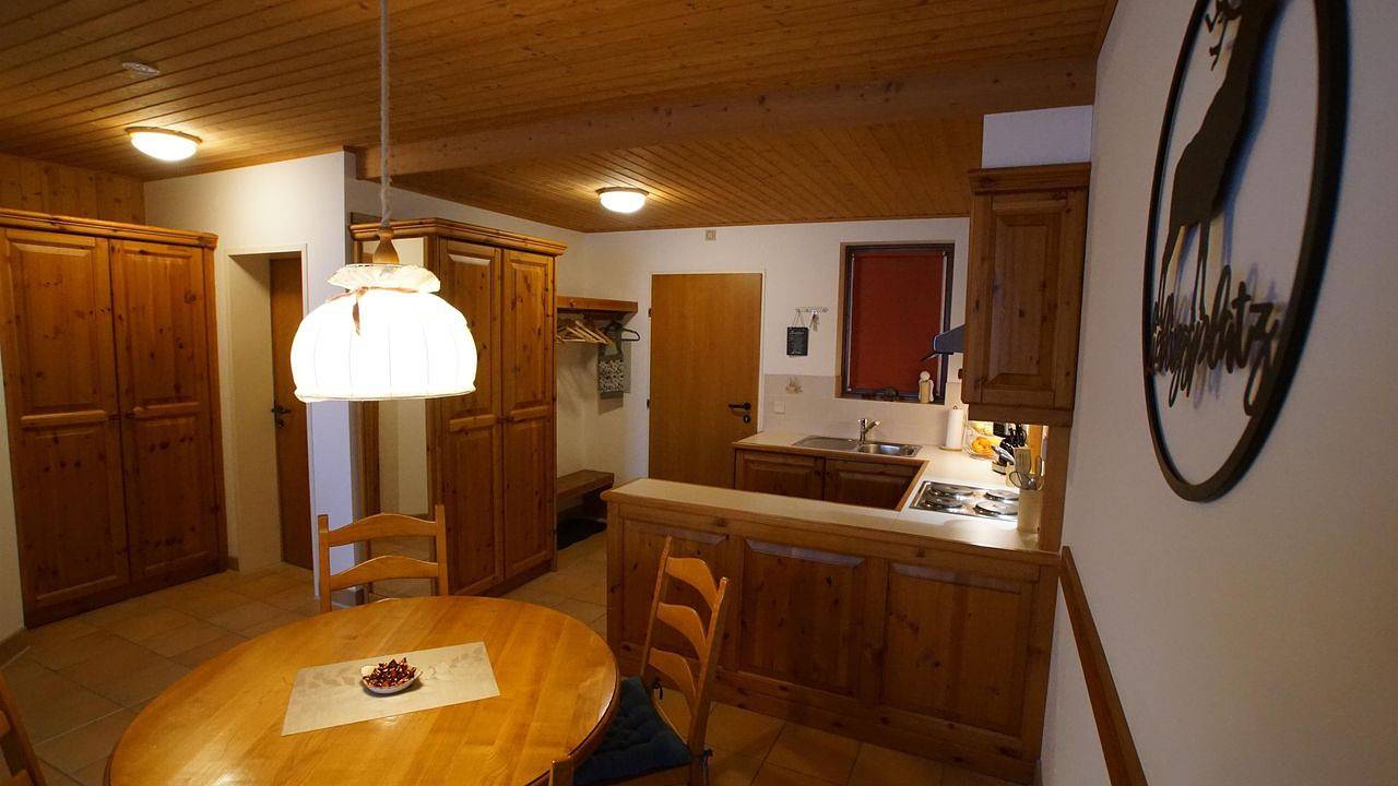Ganze Ferienwohnung, Ferienwohnung für 4 Personen (48 m²) in Treffen in Treffen am Ossiacher See, Gerlitzen
