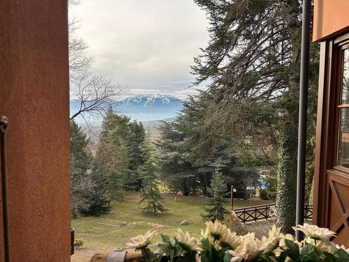 Gîte pour 5 personnes, avec jardin et vue ainsi que piscine et sauna, adapté aux familles à Enveitg - 3