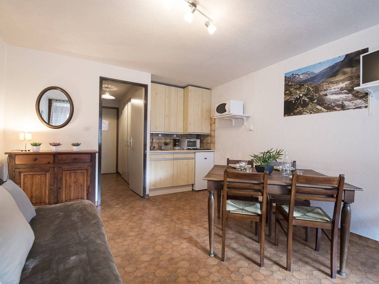 Ganzes Studio, Studio für 4 Pers. mit Parkplatz nahe Zentrum und Seilbahn in Saint-Lary-Soulan, Nationalpark Pyrenäen