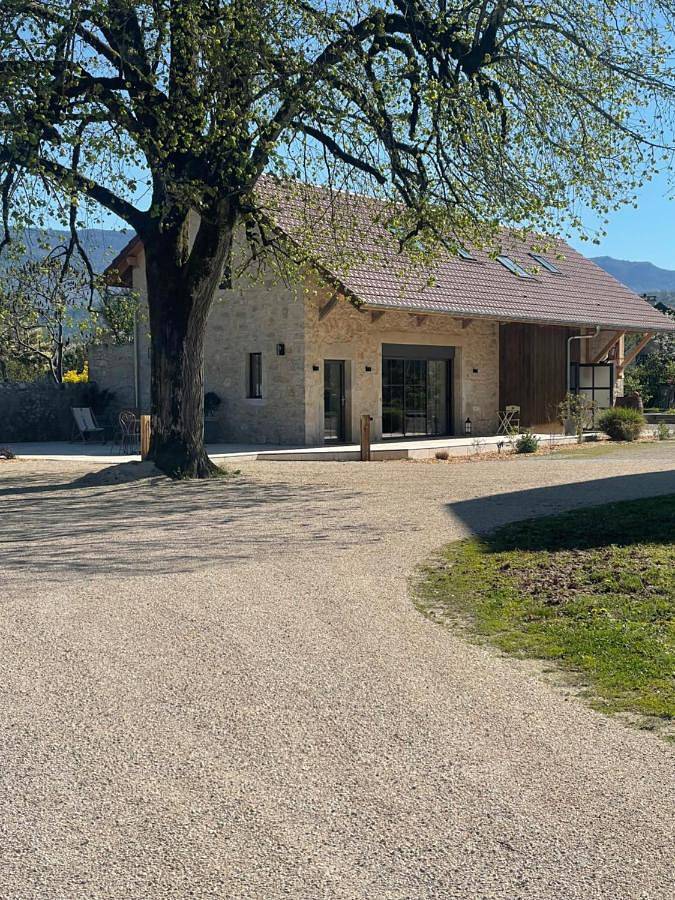 La Villa de Paul - Maison d'hôtes in Yenne, Région de Chambéry