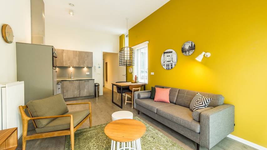 Ferienwohnung für 2 Personen, mit Balkon und Terrasse sowie Garten in Maastricht
