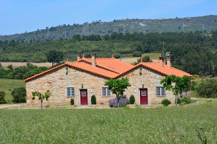 Apartamento de férias para 4 pessoas, com Varanda e Terraço e ainda Jardim and Vista em Celorico da Beira