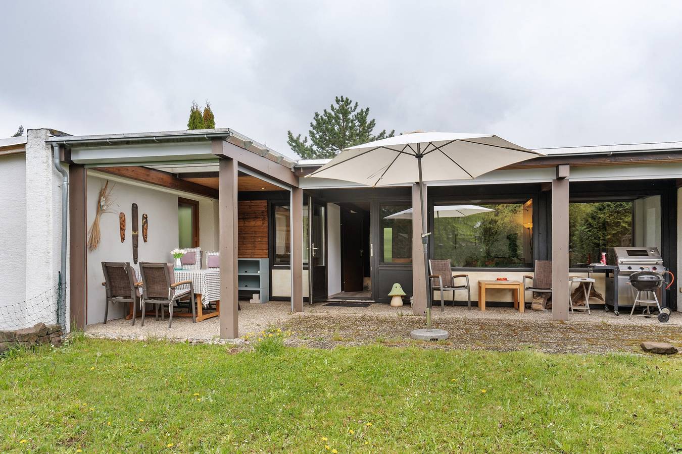 Bungalow 'Nordschwarzwald' avec terrasse privée, jardin privé et Wi-Fi in Neuhausen, Forêt Noire du Nord
