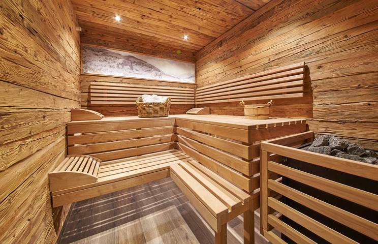 Chalet für 6 Personen, mit Sauna und Balkon in Saalbach - 4
