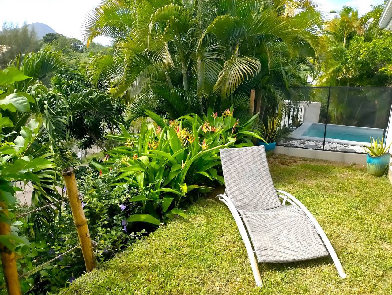 Grande villa créole, à 800 m de la plage, piscine, jardin in Le Diamant, Martinique