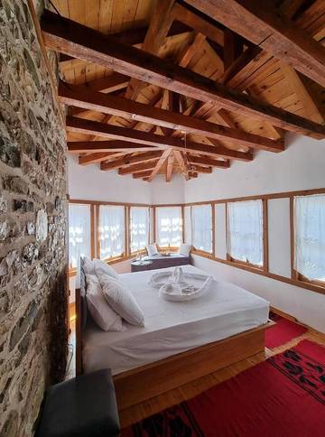 Maison d’hôte pour 2 personnes, avec vue dans Gjirokastër