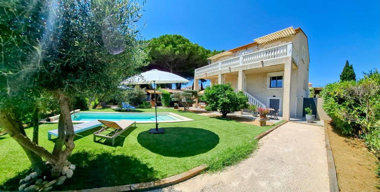 Appartement entier, Apartment - Ground Floor in Bouzigues, Côte méditerranéenne (France)